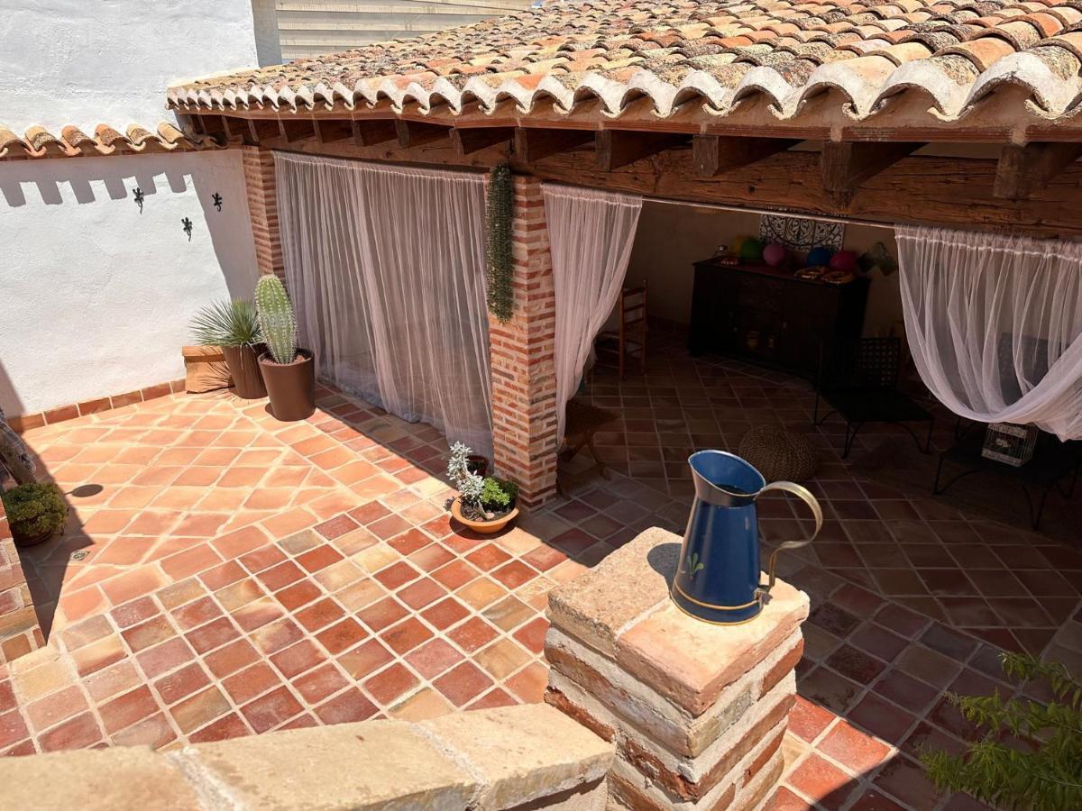 Villa Casa Entre Molinos à Consuegra Extérieur photo